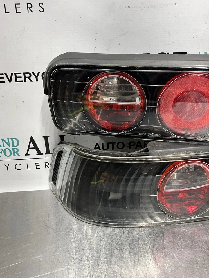 Juego de luces traseras transparentes del mercado de accesorios Acura Integra 1990-1993 cupé Foto 2 de 4