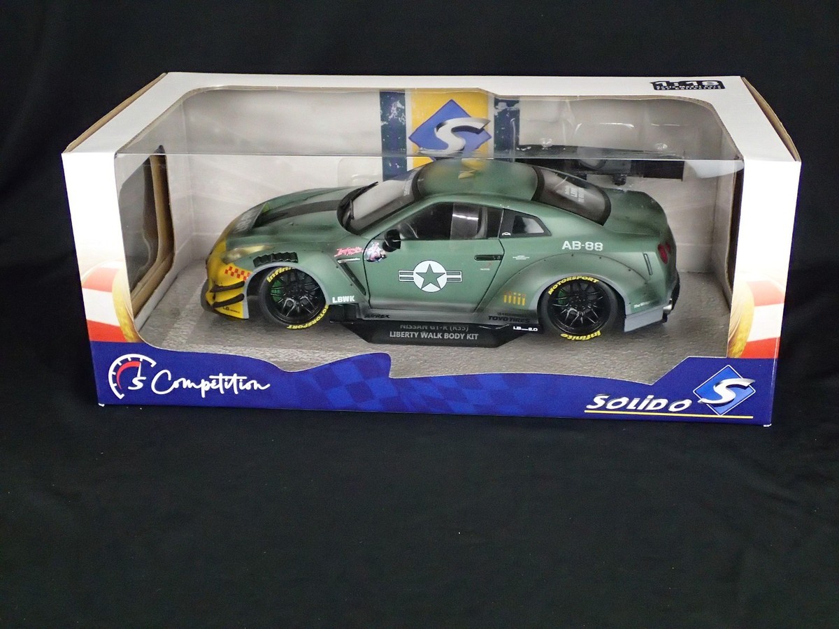 NISSAN GTR R35 LIBERTY WALK 2.0 ARMY FIGHTER 2022 SOLIDO S1805807