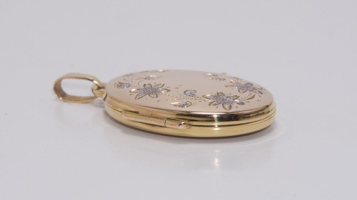 Beautiful Pre-Loved 9carat 9k Yellow & White Gold Oval Hinged Floral Locket 2gms - Picture 4 of 6