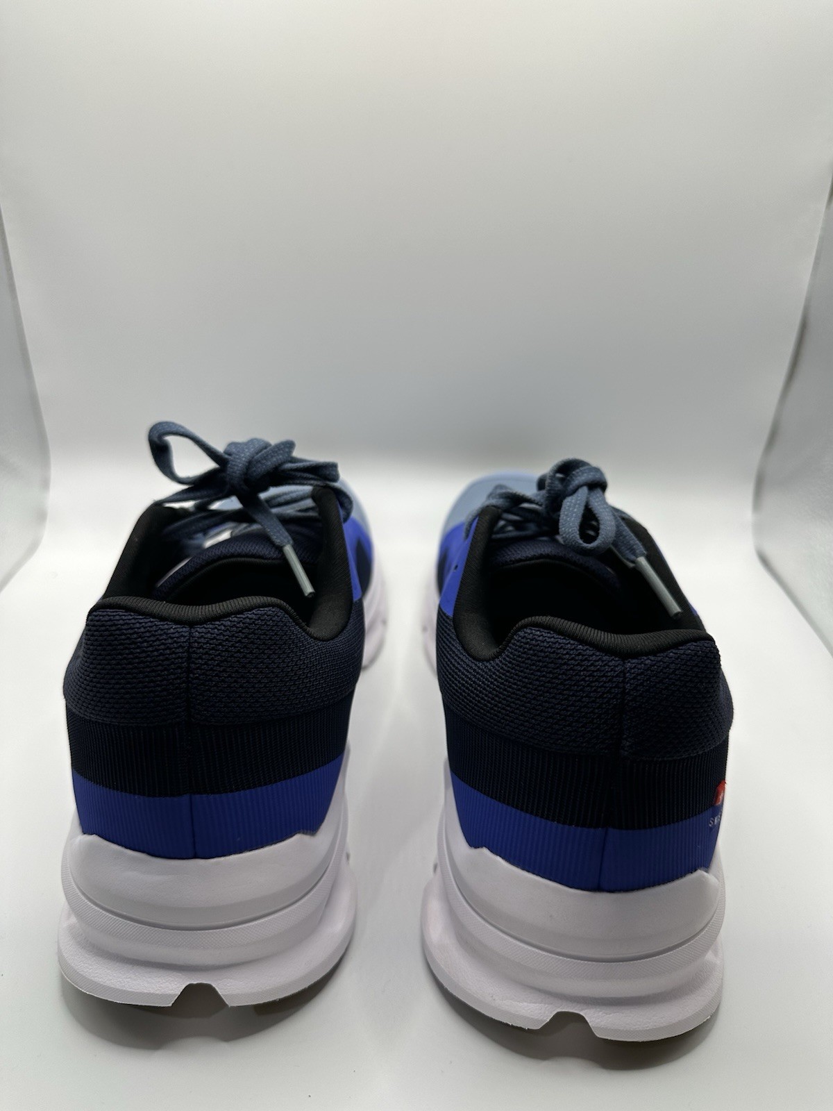 Size 9 - On Cloudrunner Chambray/Midnight - image 4