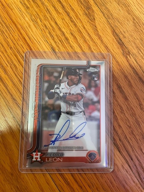 2025 Topps Chrome - Rookie Autographs Pedro Leon #RA-PL (AU, RC)