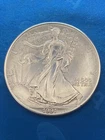 1991 WALKING LIBERTY AMERICAN EAGLE 1oz. .999 FINE SILVER DOLLAR COIN About Unc