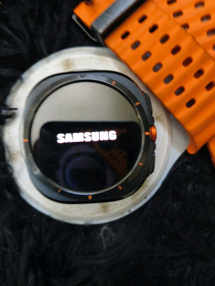 2024 Samsung Galaxy Watch Ultra 47mm GPS + LTE Cellular Ai Smartwatch - Image 2 of 4