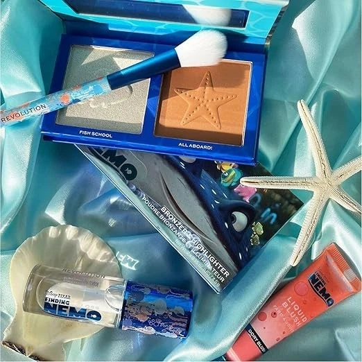 Disney Pixar’s Finding Nemo x Revolution Wake Up Bronzer and Highlighter Palette - Image 3 of 4