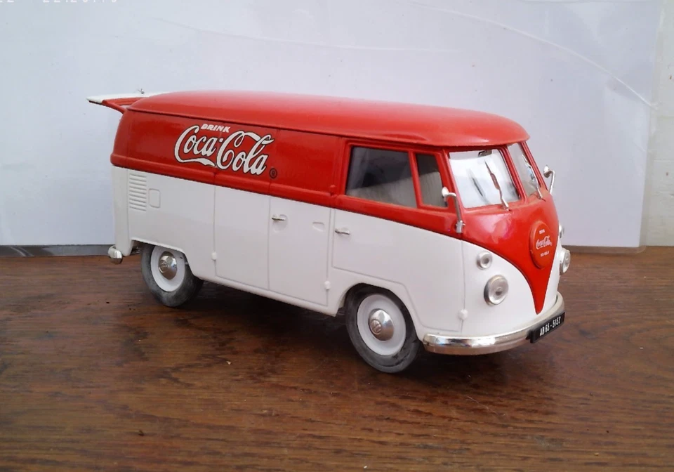 Voiture 1/18 - Solido - Combi Volkswagen - Coca-Cola - Photo 2/4