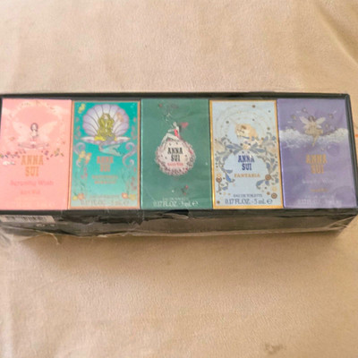 Anna Sui Miniature Perfume Set Lady Wish Secret Wish Lucky Wish Fantasia