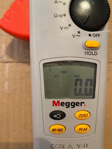 Megger True RMS AC/DC 1500A Clamp Meter DCM1500 - Picture 5 of 11