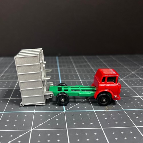 Vintage Lesney Matchbox Series #26 GMC Tipper Truck (MA02) - Picture 10 of 10