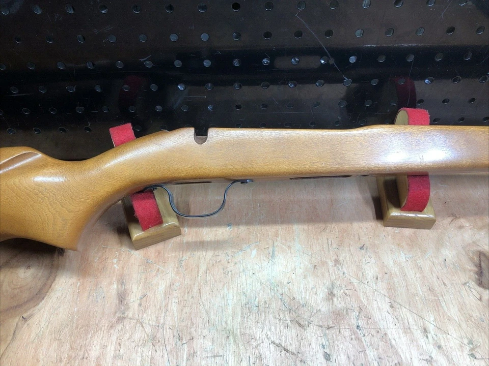 DE COLECCIÓN SEARS Modelo 2C Nº: 273.27510 22lr 22 s.l. lr. BONITO STOCK MADERA ORIGINAL Foto 3 de 4