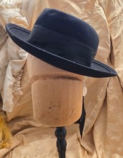 1927 ANTIQUE CHILD S WOOL HAT W SILK BOW TRIM FR MUSEUM UNWORN