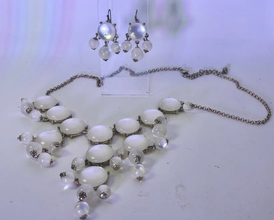 Vintage Bubble Dangle  Cream Moonstone Statement & Earrings Set 28” BiB - Image 4 of 4