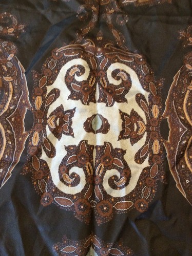$128 Echo silk scarf rich paisley Ombré black 900 U - Picture 10 of 11