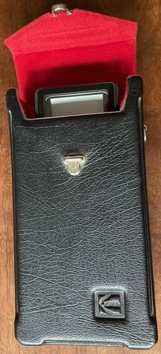 VINTAGE~ORIGINAL~1985~SONY WATCHMAN~PORTABLE BLACK & WHITE TV~FD-2A~UHF/VHF~WOW - Picture 14 of 18