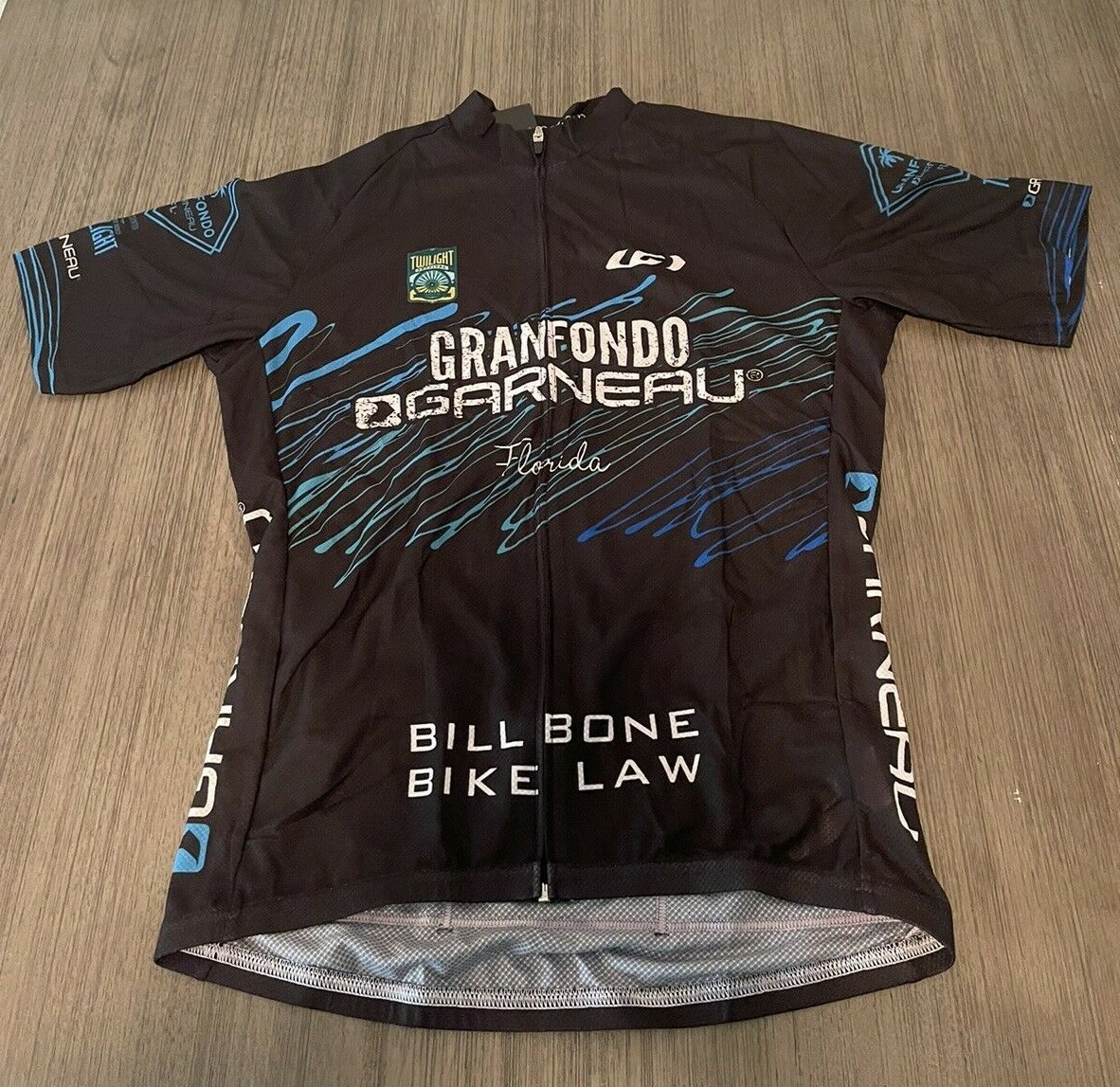 Picture 1 of 12