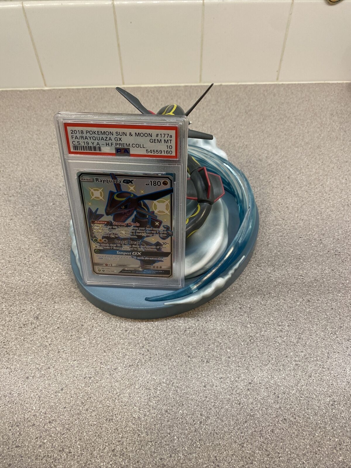 PSA 10] - Shiny Rayquaza GX 177a/168 Hidden Fates Premium Collection