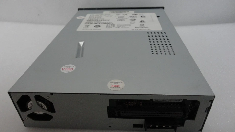 Quantum TC-L32AX TE8100-141 TE8100-171 Ultrium3 LTO3 SCSILVD Internal Tape Drive - Image 2 of 4