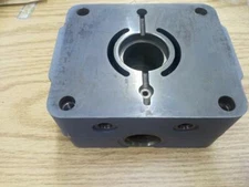 18 SERIES GENUINE SAUER SUNDSTRAND TANDEM END CAP  3103406