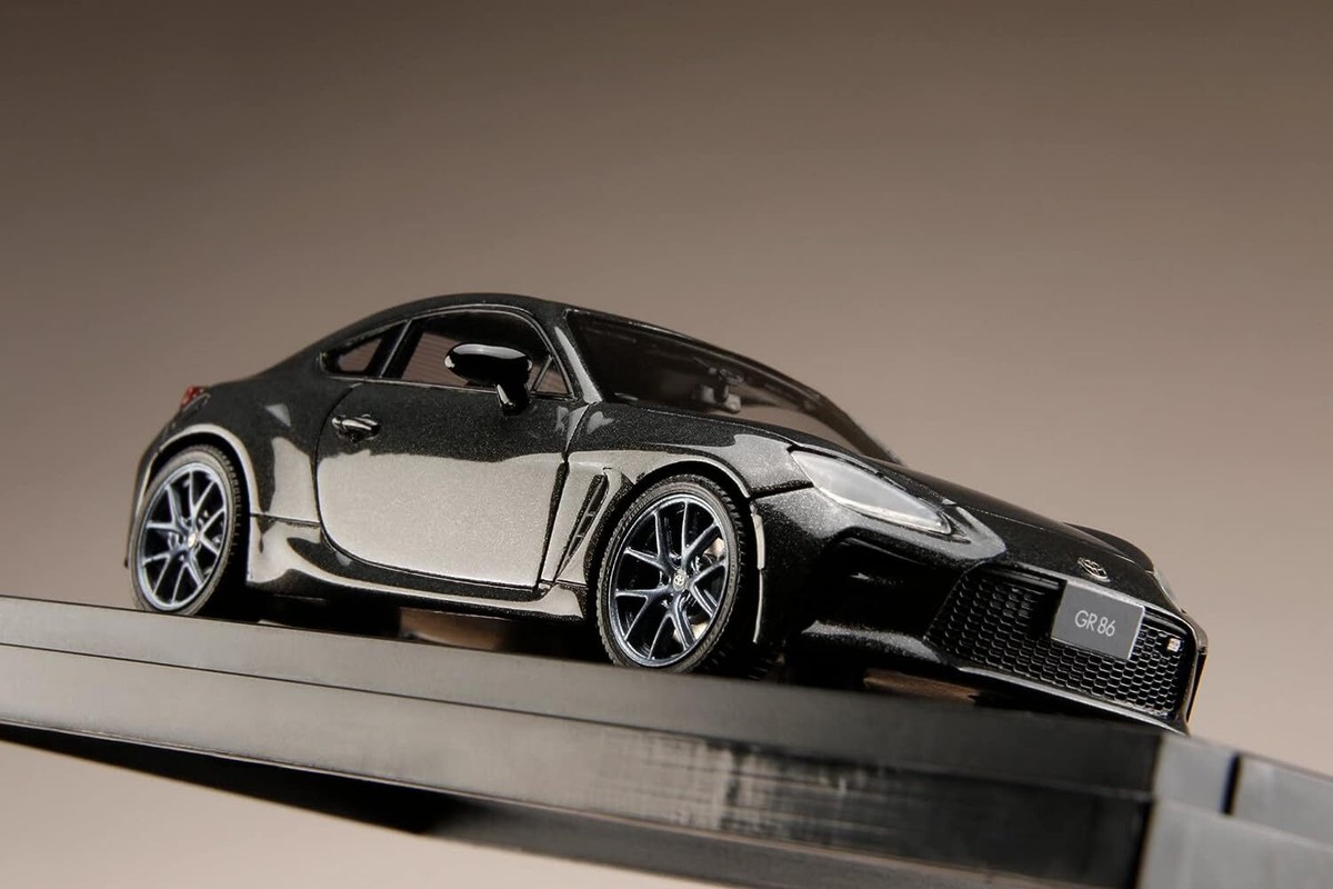 1/43 Toyota GR86 2021 Custom version magnetite gray metallic 1/43 Toyota GR86 2021 Custom version magnetite gray metallic