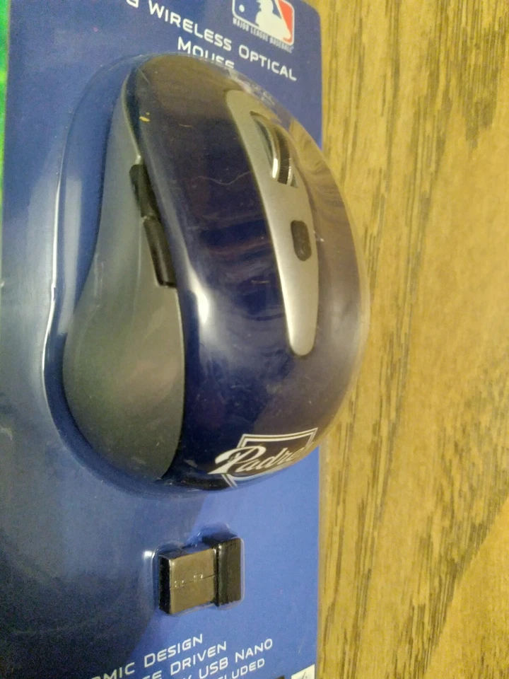 San Diego Padres MLB Wireless Optical Mouse 2.4G Windows / Mac Baseball - Image 3 of 4