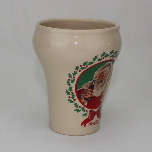 Taza de Navidad Coca-Cola Santa Acebo y Bayas 4,5 pulgadas de alto - Imagen 3 de 14