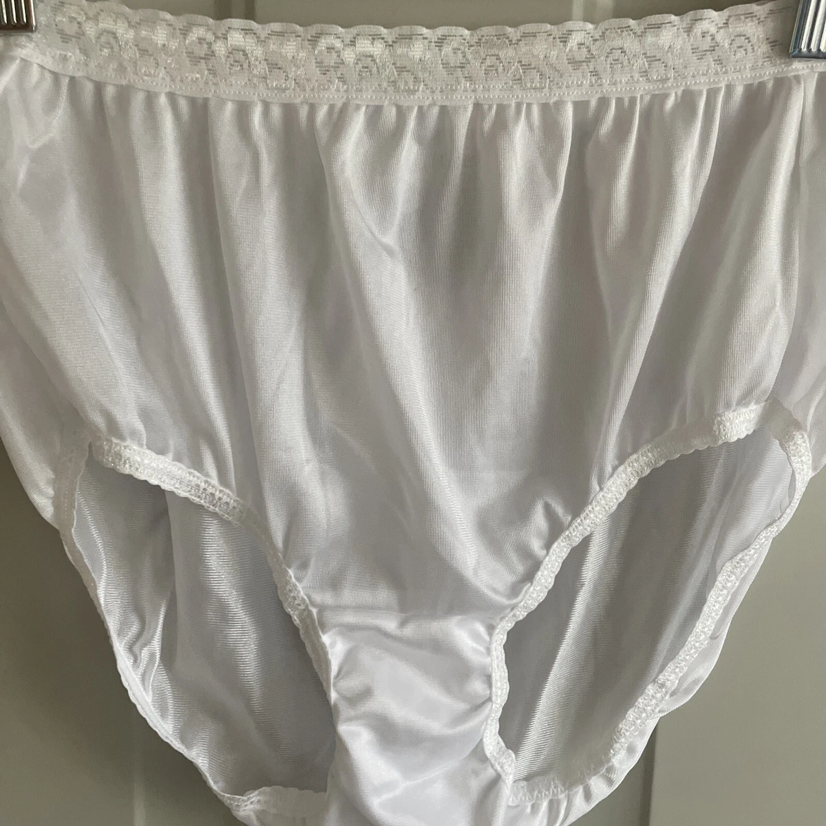 Vtg Granny Panties Nylon Shiny 7 Sissy 15763 Pretty White Lace Waist Hanes  Large