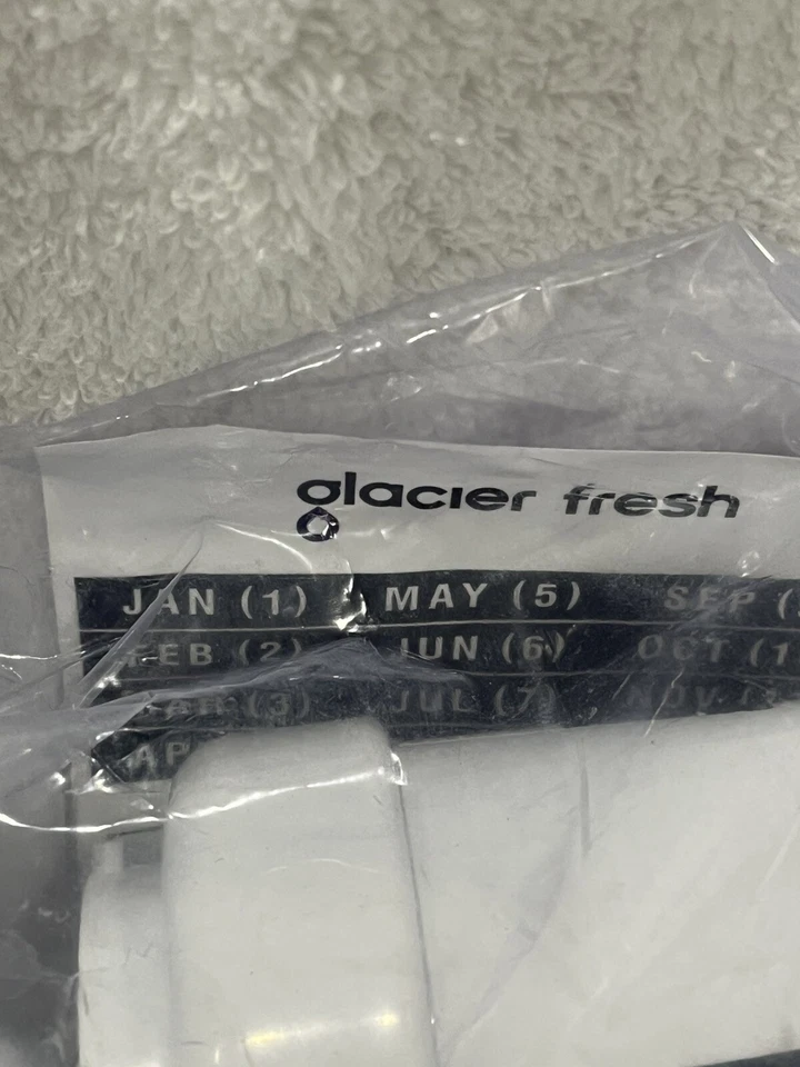 Glacier Fresh Ice & Water Refrigerator Filter - GE-MWF/MWFP Kenmore 46-9991 7Pk - Image 3 of 4