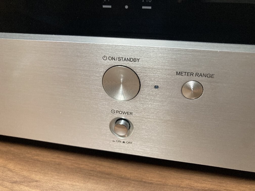 ONKYO Stereo Audio Power Amplifier M-5000R Silver With ONKYO Stereo Audio Power Amplifier M-5000R Silver With