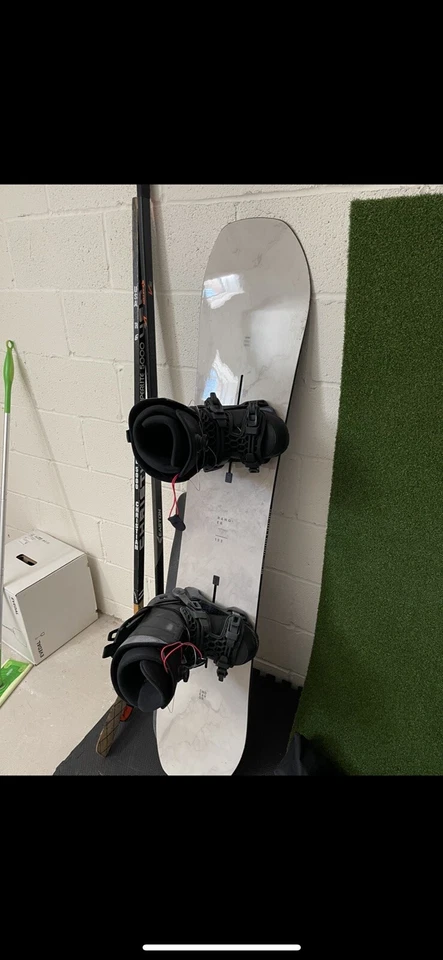 * 全新 * Endeavor 滑雪板 - 152 厘米 游骑兵 — 第 2/4 张图片