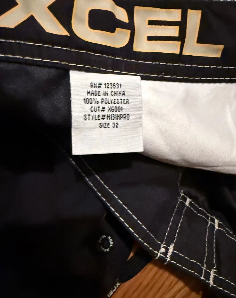 Pantalones cortos de playa Xcel Pro Board Shorts para hombre 32 10" estampado de olas grandes Foto 3 de 4