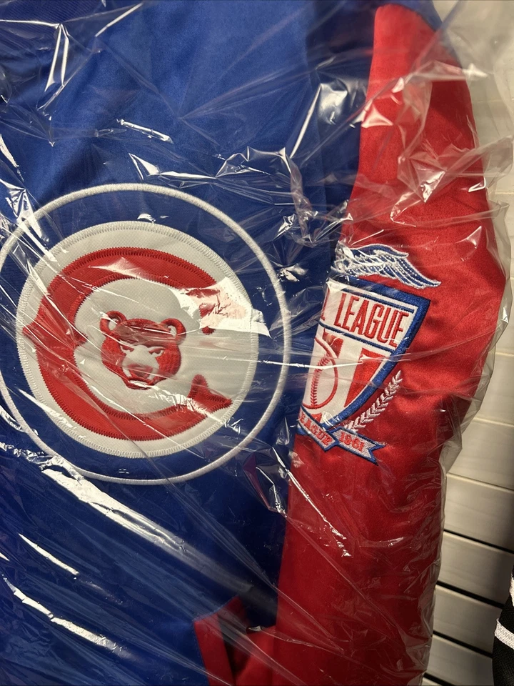 Chaqueta satinada azul y rojo Foto 3 de 4