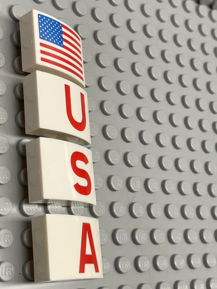LEGO. USA letters and Flag printed slopes from set 21309/92176. Used. - Image 4 of 4