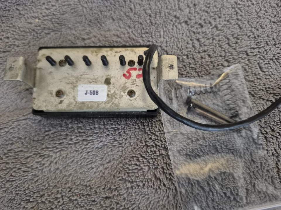 Pastilla Jackson J-50B Bridge Humbucker cubierta negra J-50 9,7 k Foto 3 de 4