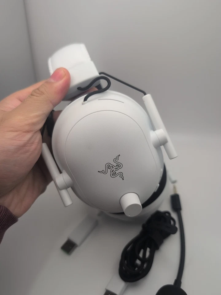 Razer BlackShark V2 Pro Wireless Gaming Headset 2020 Version White H#15 - Image 4 of 4