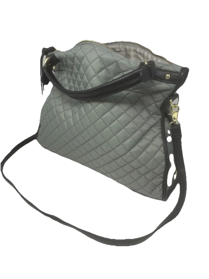 Bolso de hombro Steven gris acolchado con asas y correas de cuero negro Foto 2 de 4