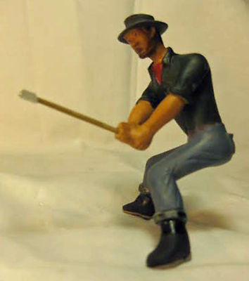LUMBERJACK AXE MAN NUMBER 7 G F 1:20.3 Model Railroad Painted Figure FGGLOG13A