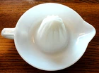 VINTAGE ANCHOR HOCKING LARGE CITRUS JUICER/REAMER*Milk Glass*Footed*