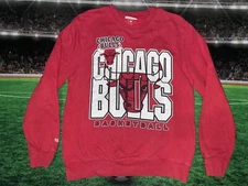 Chicago Bulls Mitchell & Ness Crewneck Sweatshirt Adult Pullover Sz Medium Used