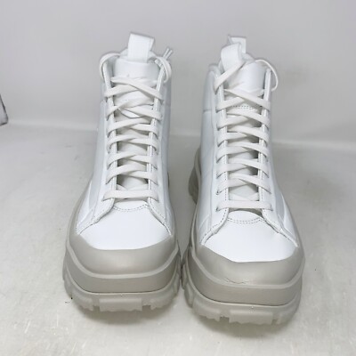 Nike Blazer Roam Mid Winterized Sneaker Boots, Size 8 FQ9065-100