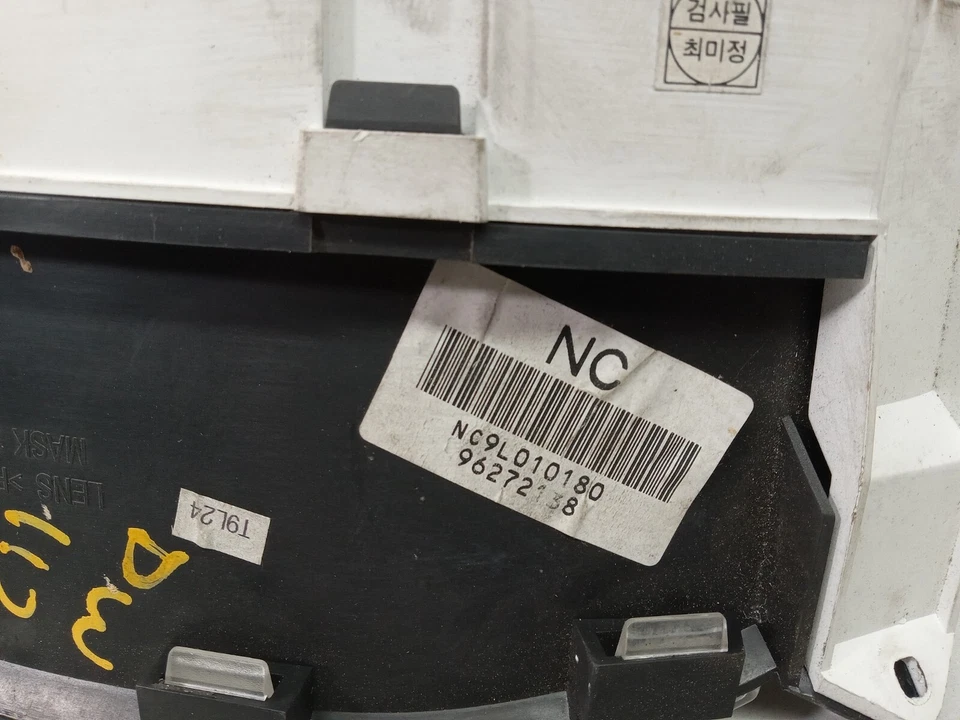 2000-2002 DAEWOO NUBIRA INSTRUMENT SPEEDOMETER CLUSTER OEM, 257-61117 - Image 4 of 4