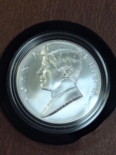 2015 COIN AND CHRONICLES SET JOHN F. KENNEDY OGP - Picture 5 of 5