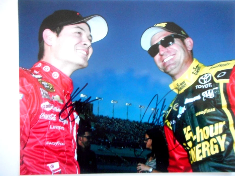 Foto 8x10 Chevy 5-HOUR ENERGY Nascar 8x10 firmada por Kyle Larson Clint Bowyer Foto 2 de 4