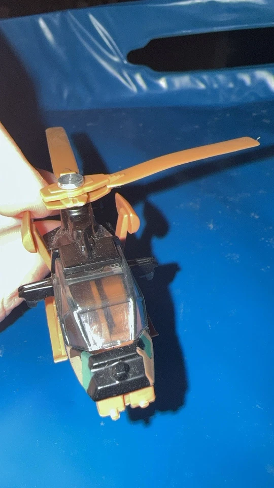 1985 Matchbox Mission Helicopter Camo Military Helicopter - Image 2 of 4