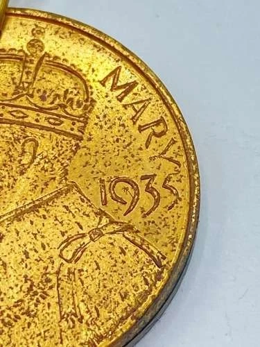 Antique 1910-1935 King George V & Queen Mary Silver Jubilee Medal UK Collectible - Image 2 of 4