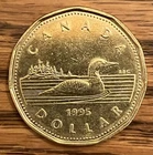 1995 Canada one dollar $1 loonie **75% off combined shipping**