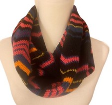 BETSEYVILLE BETSEY JOHNSON WOMEN'S INFINITY KNIT ZIGZAG PRINT SCARF EUC
