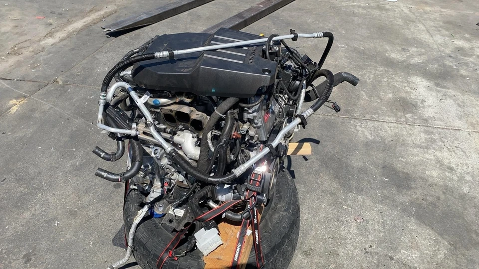 ⭕ Chevrolet Silverado 1500 2025 2,7 L 4 cilindros conjunto de motor personalizado (OPT L3B) (8.585 millas) Foto 3 de 4