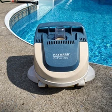 *JOB LOT* Hayward Navigator Pool Vac (PARTS OR REPAIR) Robotic Pool Vac Cleaner