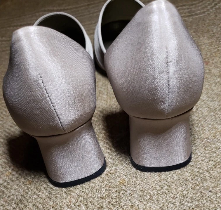 SAINT LAURENT (YSL) Scarpe Yves St Laurent nuove in pelle satinata 7M