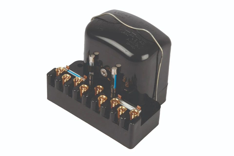 JAGUAR XK120 MK5 LUCAS CAJA DE CONTROL REGULADOR DE VOLTAJE FICTICIO RF95 C2530DUM Foto 2 de 4