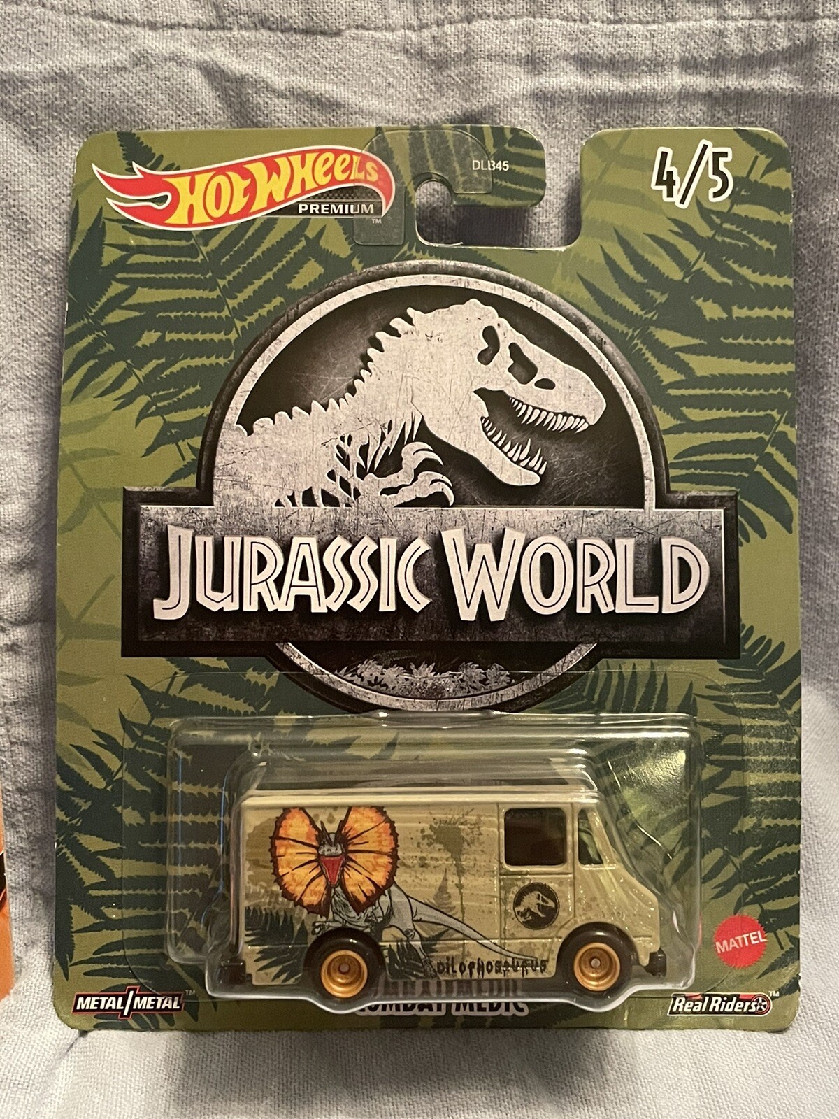 Picture 2 of 5